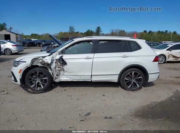 3VV4B7AX8RM158792 2024 VOLKSWAGEN TIGUAN White უკანა სალონის ხედი