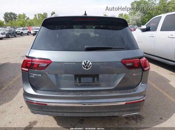 3VV4B7AX9KM123863 2019 VOLKSWAGEN TIGUAN Gray 
