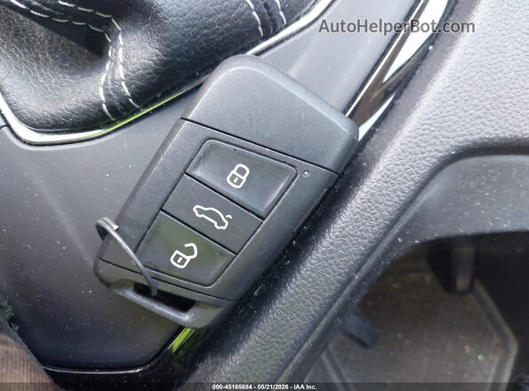 3VV5X7B28RM054375 2024 VOLKSWAGEN TAOS Black Առջևի վահանակի տեսք