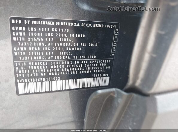 3VV5X7B2XRM131022 2024 VOLKSWAGEN TAOS Gray Widok komory silnika