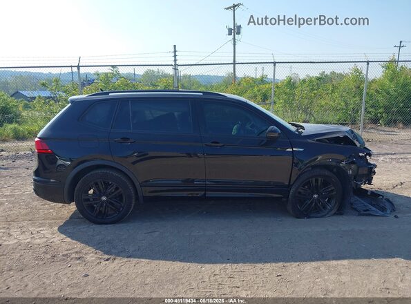 3VV8B7AX0NM047858 2022 VOLKSWAGEN TIGUAN Black Սալոնի 360 աստիճան տեսք