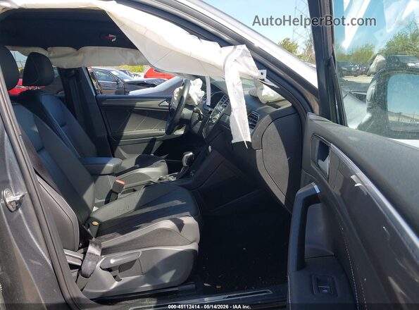 3VV8B7AX0RM208537 2024 VOLKSWAGEN TIGUAN Gray Vista interior delantera