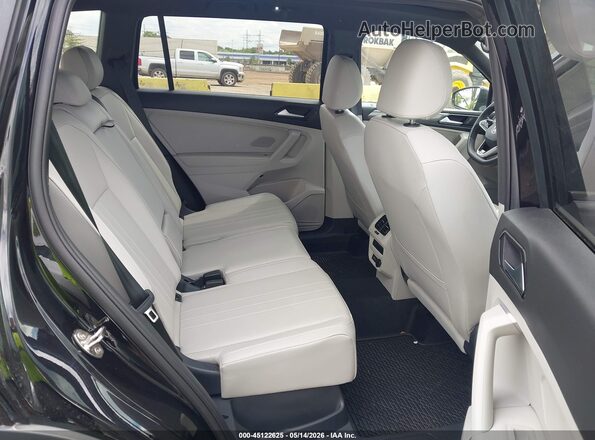 3VV8B7AX2RM178425 2024 VOLKSWAGEN TIGUAN Black 