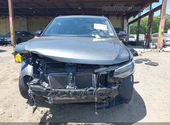 3VV8B7AX4NM112646 2022 VOLKSWAGEN TIGUAN Gray Widok wnętrza z tyłu
