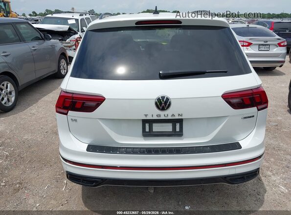 3VV8B7AX5RM038563 2024 VOLKSWAGEN TIGUAN Белый 