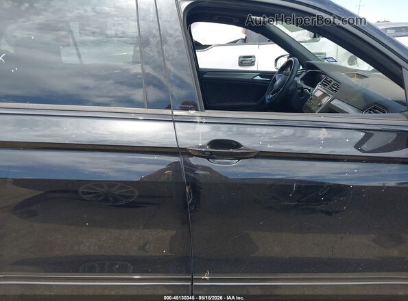 3VV8B7AX8PM138136 2023 VOLKSWAGEN TIGUAN Black უკანა სალონის ხედი
