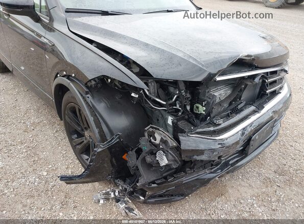 3VV8B7AX8RM110713 2024 VOLKSWAGEN TIGUAN Black Вид спереду