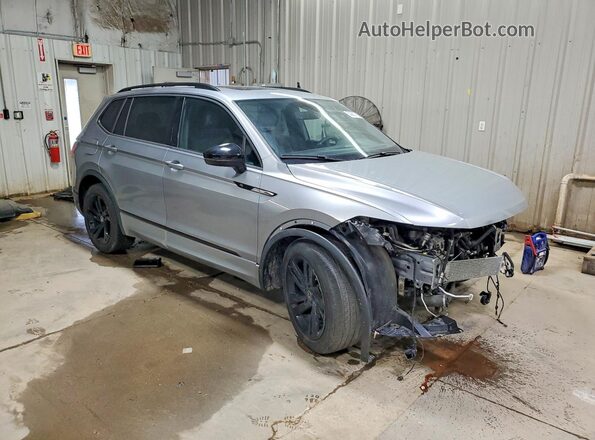3VV8B7AX9RM104287 2024 VOLKSWAGEN TIGUAN Silver 