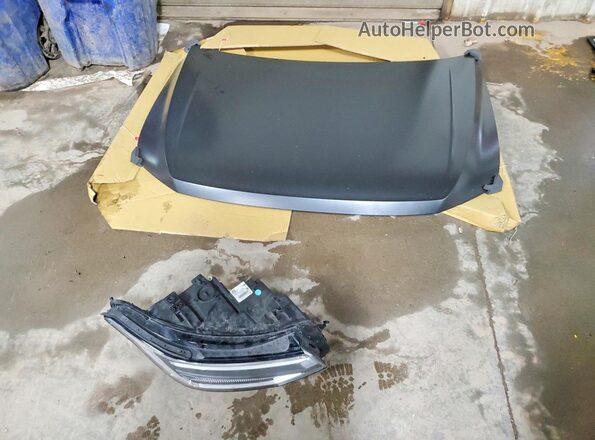 3VV8B7AX9RM104287 2024 VOLKSWAGEN TIGUAN Silver 