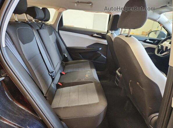 3VV8C7B27TM033291 2026 VOLKSWAGEN TAOS Black Widok tylnych siedzeń