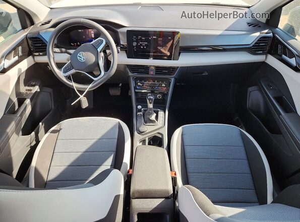 3VV8C7B28TM004902 2026 VOLKSWAGEN TAOS White 