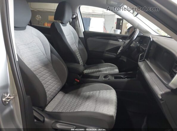 3VVBR7RM5TM074062 2026 VOLKSWAGEN TIGUAN Gray Вид наклейки з VIN-кодом