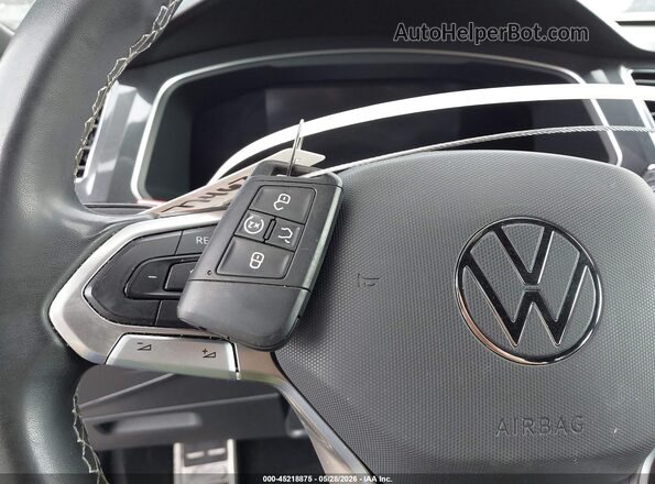 3VVCB7AX0PM070201 2023 VOLKSWAGEN TIGUAN Gray Widok deski rozdzielczej