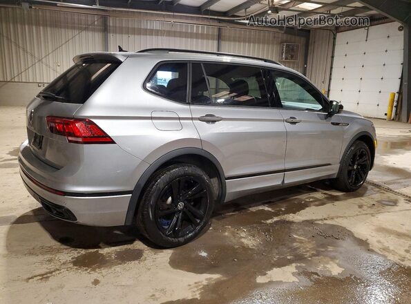 3VVCB7AX0PM117999 2023 VOLKSWAGEN TIGUAN Silver Задня права чверть