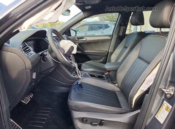3VVCB7AX3PM038553 2023 VOLKSWAGEN TIGUAN Gray Vista interior delantera
