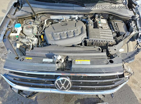 3VVCB7AX3PM038553 2023 VOLKSWAGEN TIGUAN Gray Vista del compartimento del motor