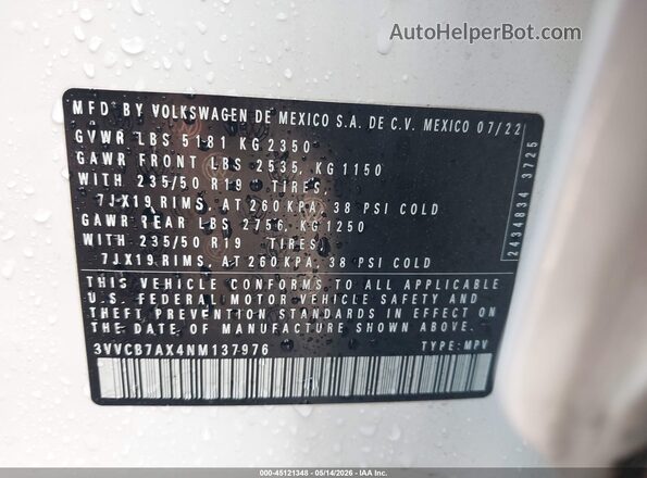 3VVCB7AX4NM137976 2022 VOLKSWAGEN TIGUAN White Вид підкапотного простору