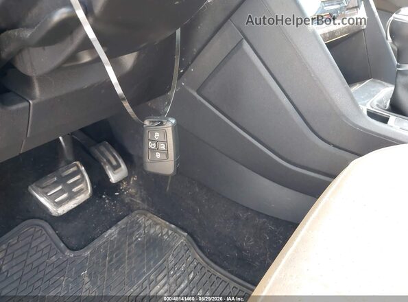3VVCB7AX6PM075032 2023 VOLKSWAGEN TIGUAN White წინა პანელის ხედი