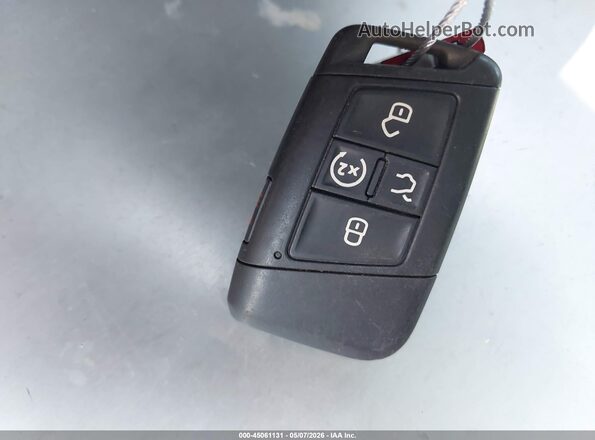 3VVCB7AX6RM021510 2024 VOLKSWAGEN TIGUAN White Առջևի վահանակի տեսք