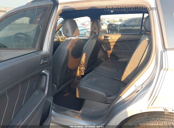 3VVCB7AX9RM001431 2024 VOLKSWAGEN TIGUAN Silver Vista de la etiqueta del VIN