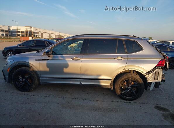 3VVCB7AX9RM001431 2024 VOLKSWAGEN TIGUAN Silver Vista interior de 360 grados