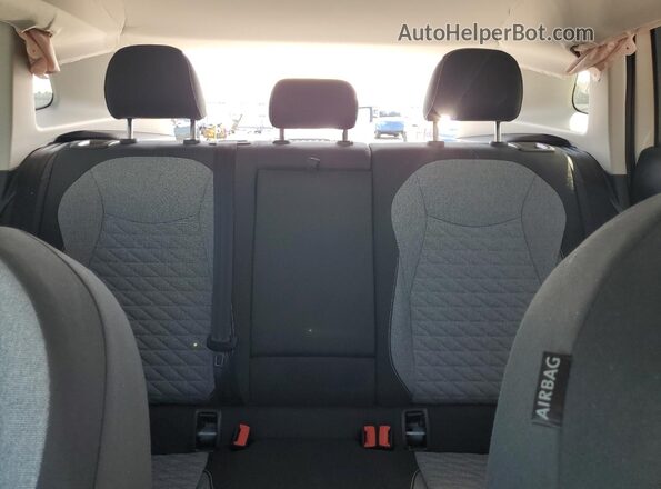 3VVCR7RM5SM032154 2025 VOLKSWAGEN TIGUAN White Rear seats view
