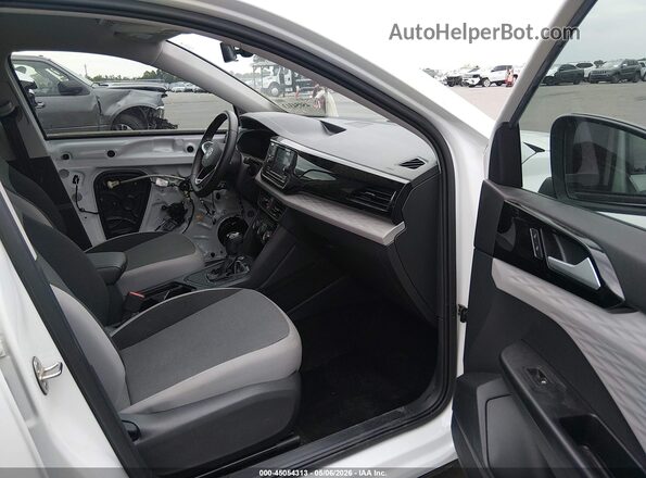 3VVCX7B27PM321445 2023 VOLKSWAGEN TAOS Белый Вид салона спереди