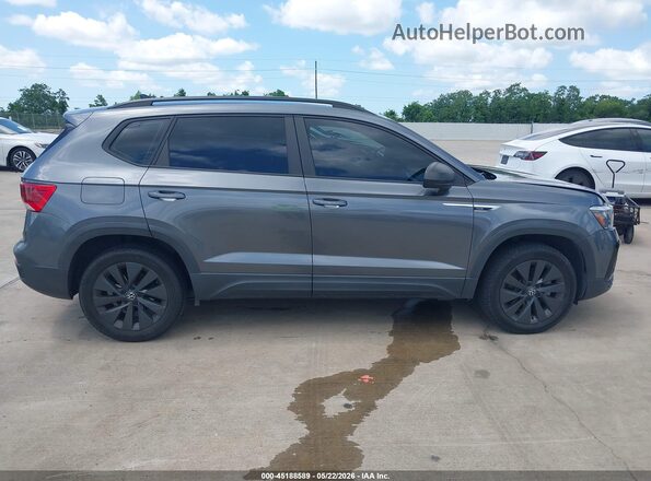 3VVDX7B24NM009018 2022 VOLKSWAGEN TAOS Gray Widok wnętrza z tyłu