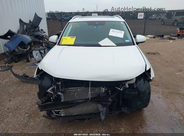 3VVEX7B25PM347194 2023 VOLKSWAGEN TAOS White Rear interior view