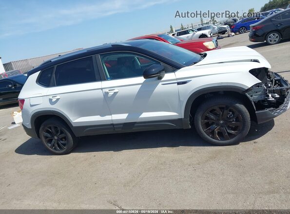 3VVEX7B25PM356493 2023 VOLKSWAGEN TAOS White Սալոնի 360 աստիճան տեսք