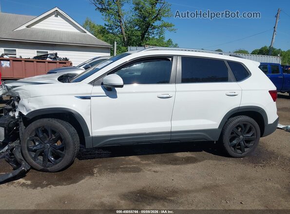 3VVEX7B26RM010276 2024 VOLKSWAGEN TAOS Белый Вид задней части салона