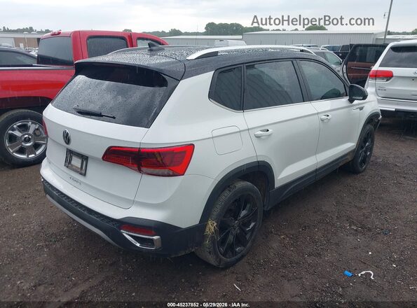 3VVEX7B28PM370467 2023 VOLKSWAGEN TAOS White Rear right