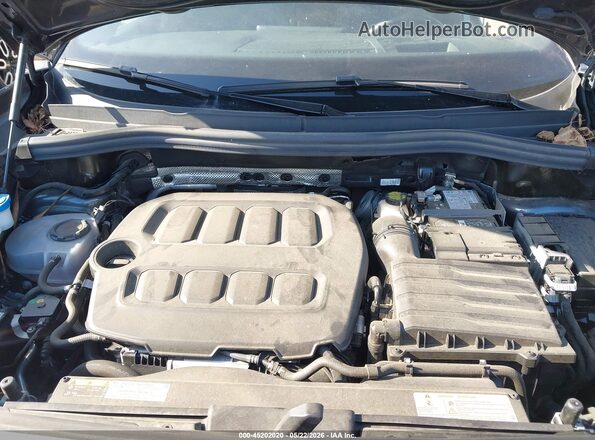 3VVGR7RM3SM019579 2025 VOLKSWAGEN TIGUAN Gray Rear view