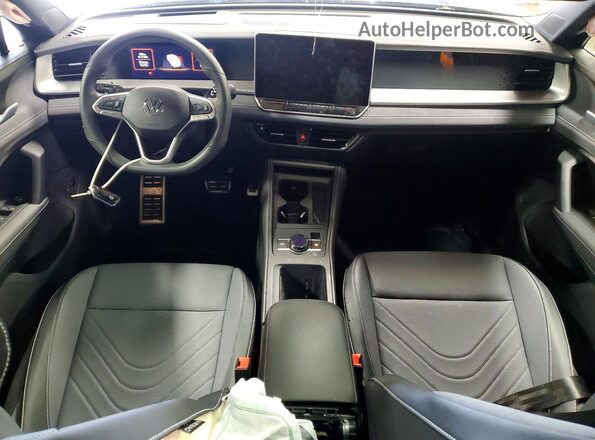 3VVGR7RM5SM064703 2025 VOLKSWAGEN TIGUAN Black 