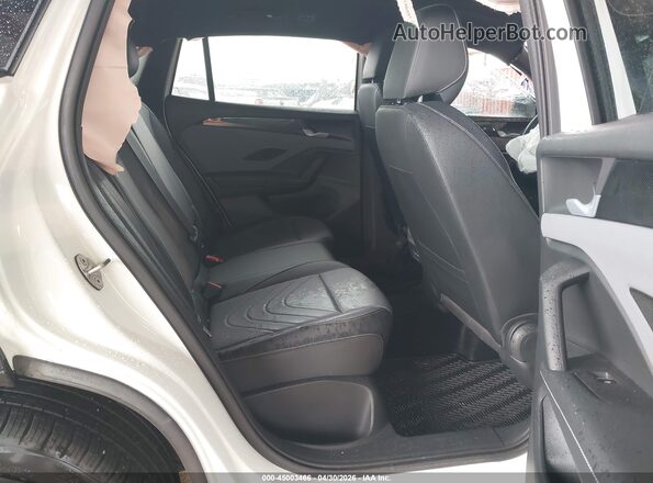 3VVHR7RM4TM010038 2026 VOLKSWAGEN TIGUAN White 