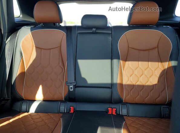 3VVLR7RM2SM026067 2025 VOLKSWAGEN TIGUAN Black Widok tylnych siedzeń