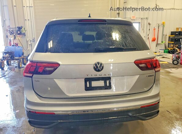 3VVMB7AX5PM005560 2023 VOLKSWAGEN TIGUAN Серый Вид сзади