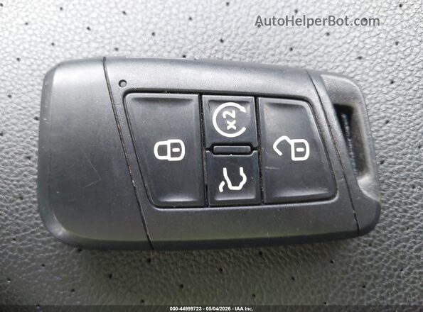 3VVMB7AX5PM106484 2023 VOLKSWAGEN TIGUAN Silver Widok deski rozdzielczej