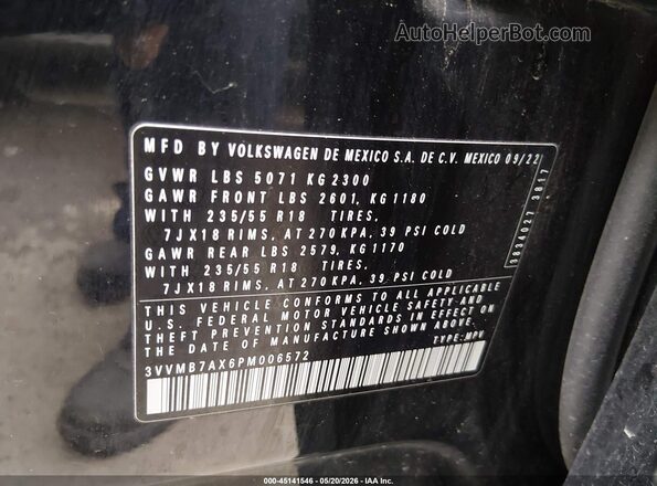 3VVMB7AX6PM006572 2023 VOLKSWAGEN TIGUAN Black Widok komory silnika