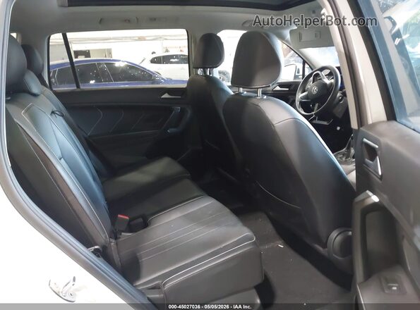 3VVMB7AX7PM084682 2023 VOLKSWAGEN TIGUAN White Widok naklejki z numerem VIN