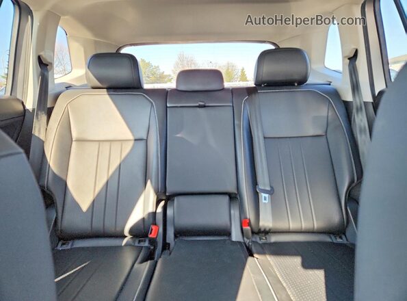 3VVMB7AX8PM095108 2023 VOLKSWAGEN TIGUAN Silver 