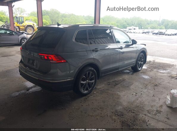 3VVNB7AX0PM093955 2023 VOLKSWAGEN TIGUAN Gray Trasero derecho