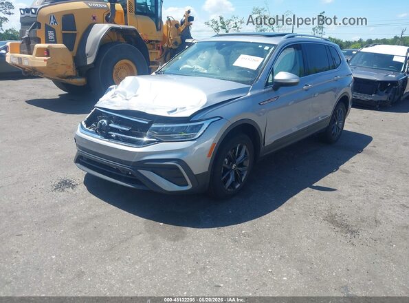 3VVNB7AX4PM019860 2023 VOLKSWAGEN TIGUAN Silver წინა მარცხენა ხედი სამი მეოთხედიდან