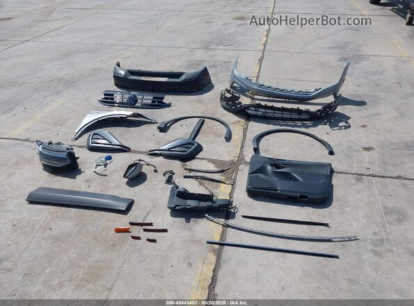 3VVNB7AX5PM053922 2023 VOLKSWAGEN TIGUAN Silver ხელსაწყოთა პანელის ხედი