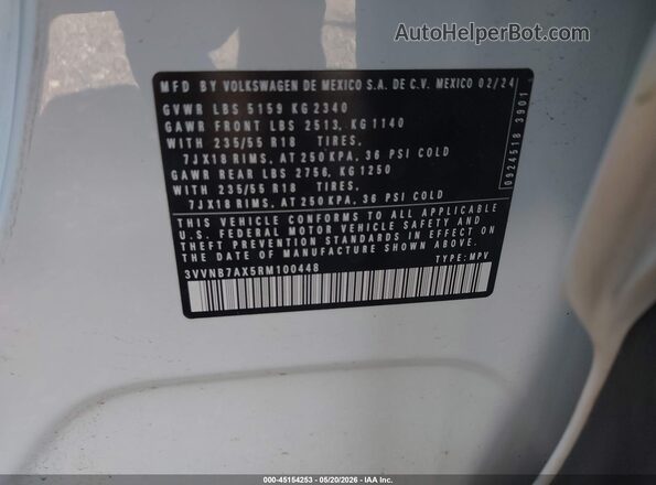 3VVNB7AX5RM100448 2024 VOLKSWAGEN TIGUAN White Vista del compartimento del motor