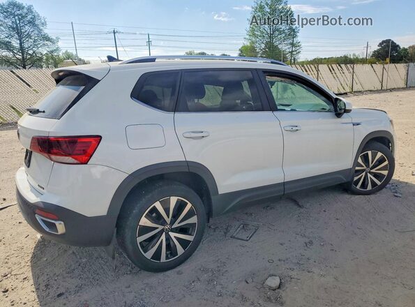 3VVPX7B26NM098670 2022 VOLKSWAGEN TAOS White 