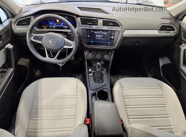 3VVRB7AX2RM132842 2024 VOLKSWAGEN TIGUAN White Widok deski rozdzielczej