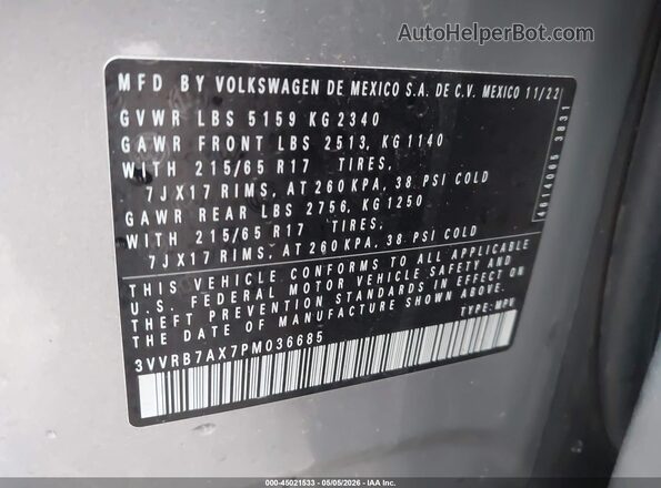 3VVRB7AX7PM036685 2023 VOLKSWAGEN TIGUAN Gray Vista del compartimento del motor