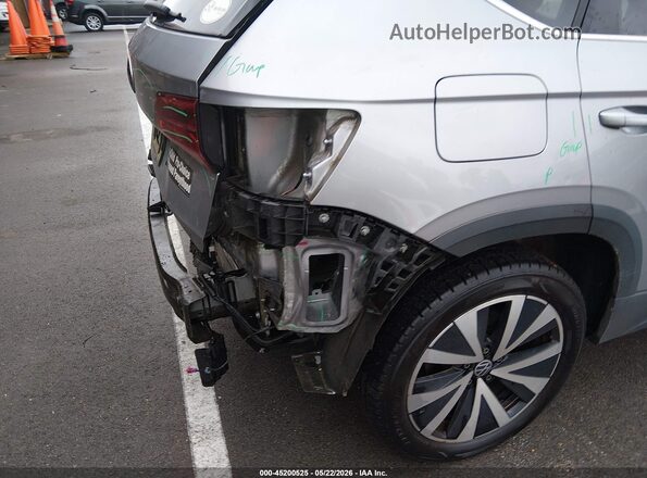 3VVRX7B23NM031856 2022 VOLKSWAGEN TAOS Silver 
