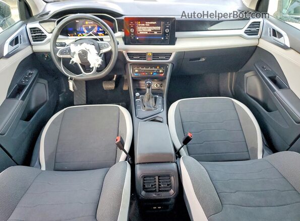 3VVSC7B21TM007520 2026 VOLKSWAGEN TAOS Черный Вид панели приборов